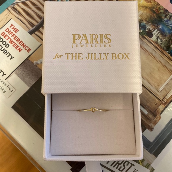 Jillian Harris Paris Jewellers Jilly Box heart ring - Picture 1 of 3